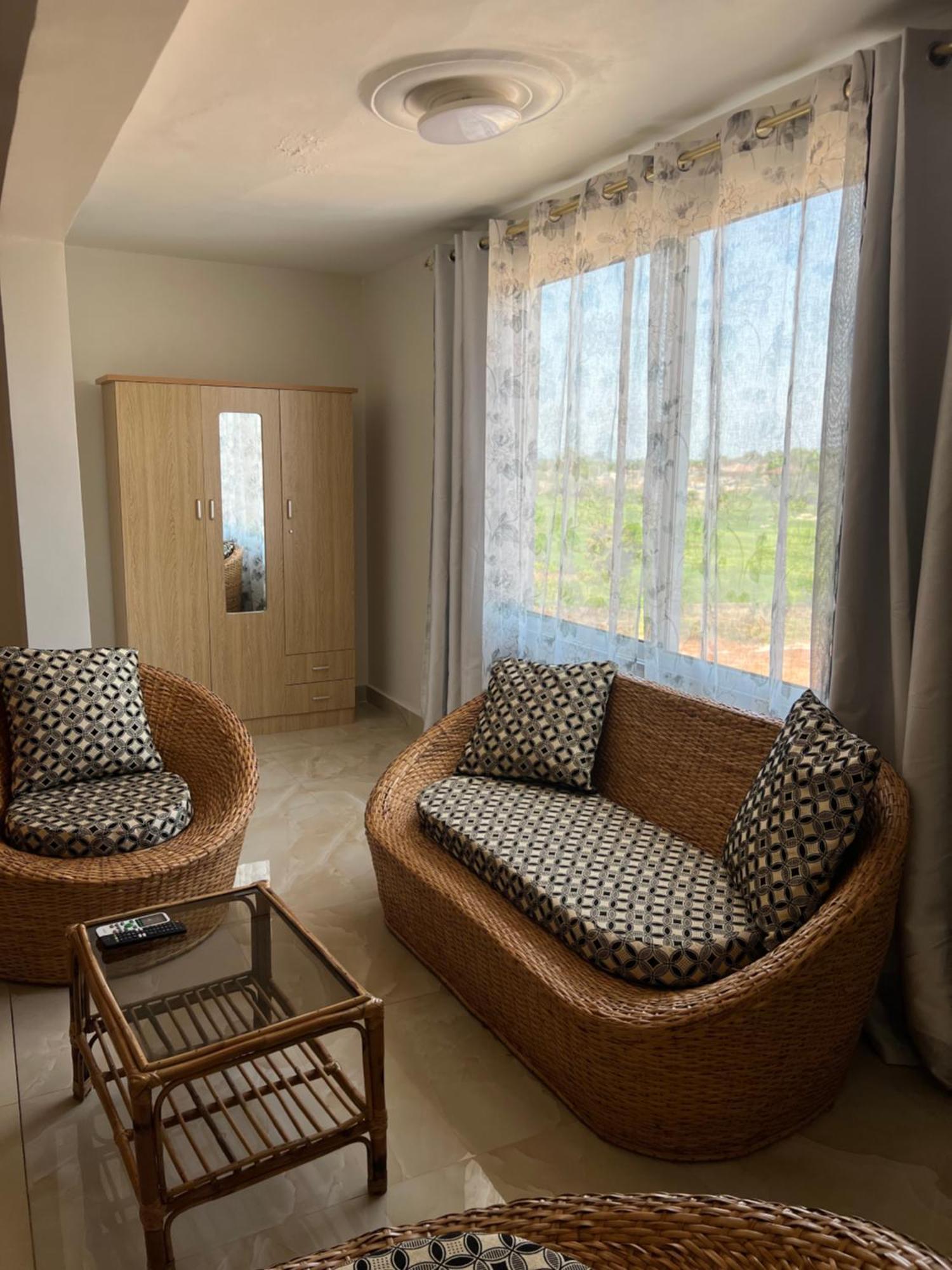 Mag Palace Hotel Бисау Екстериор снимка