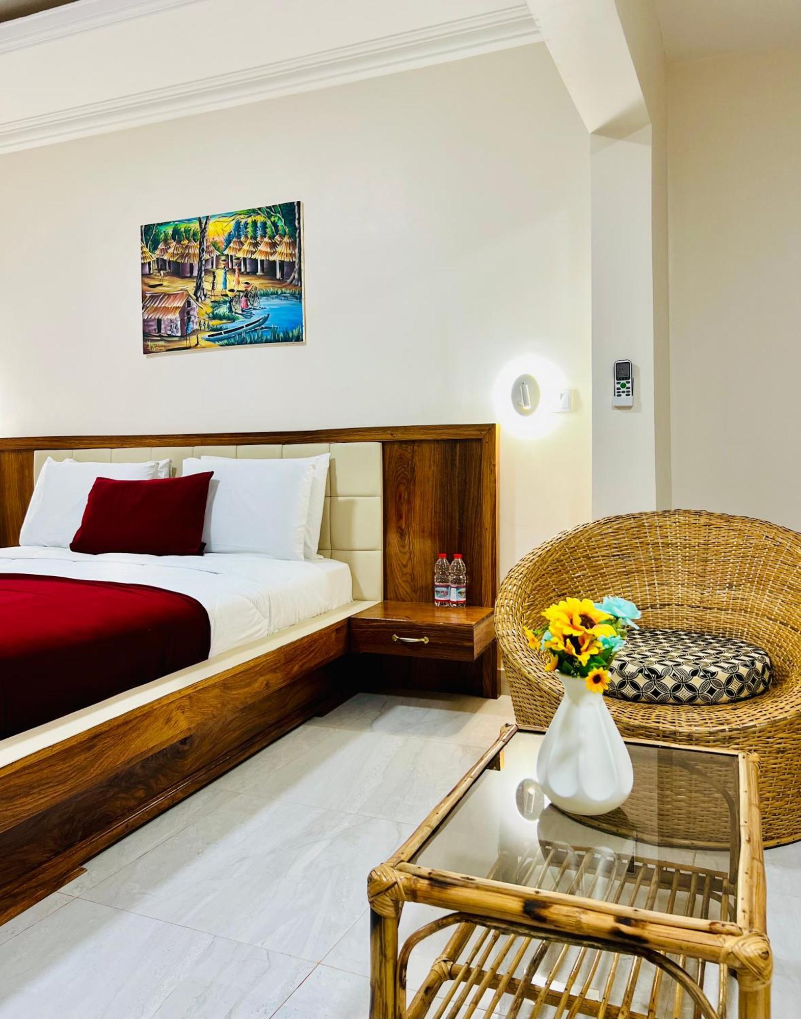 Mag Palace Hotel Бисау Екстериор снимка