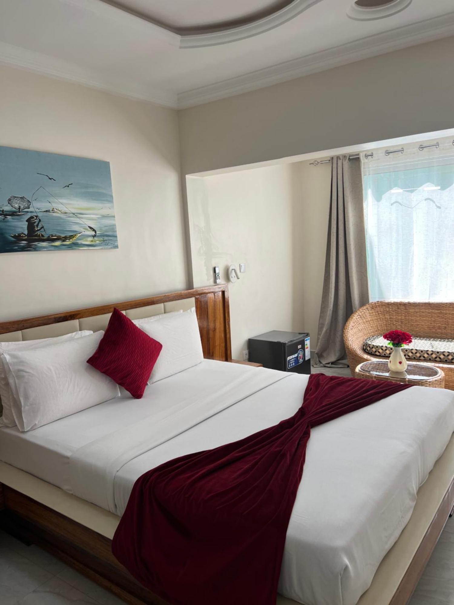 Mag Palace Hotel Бисау Екстериор снимка